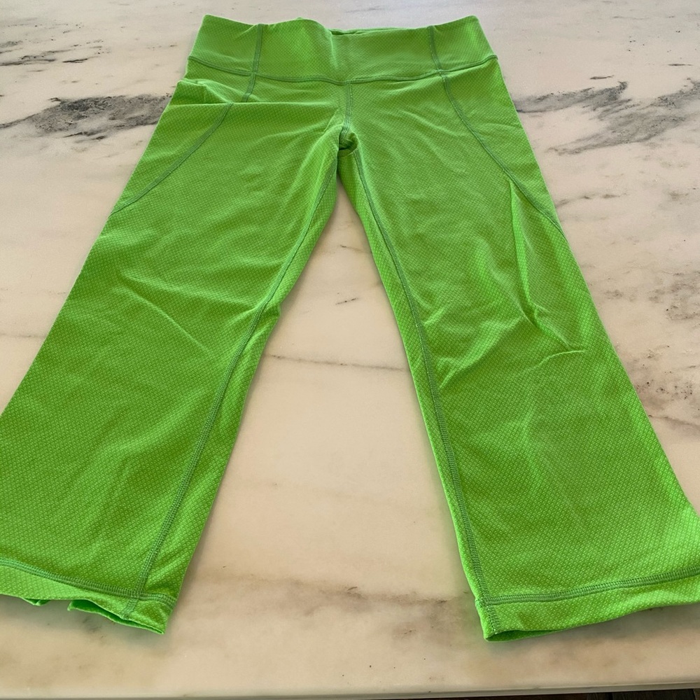 Lululemon crop pants